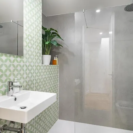 Apartment Whome Alfama 2-bed Minimalist Retreat For Digital Nomads & Remote Workers