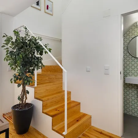 Apartment Whome Alfama 2-bed Minimalist Retreat For Digital Nomads & Remote Workers *